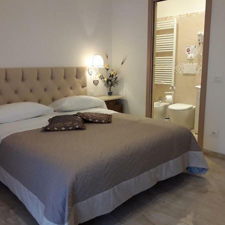 Affittacamere Sorrento Ventimiglia Exteriör bild