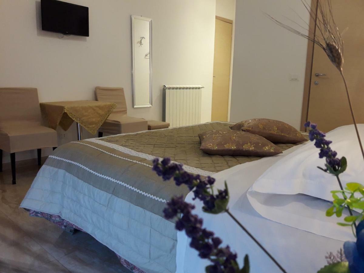 Affittacamere Sorrento Ventimiglia Exteriör bild