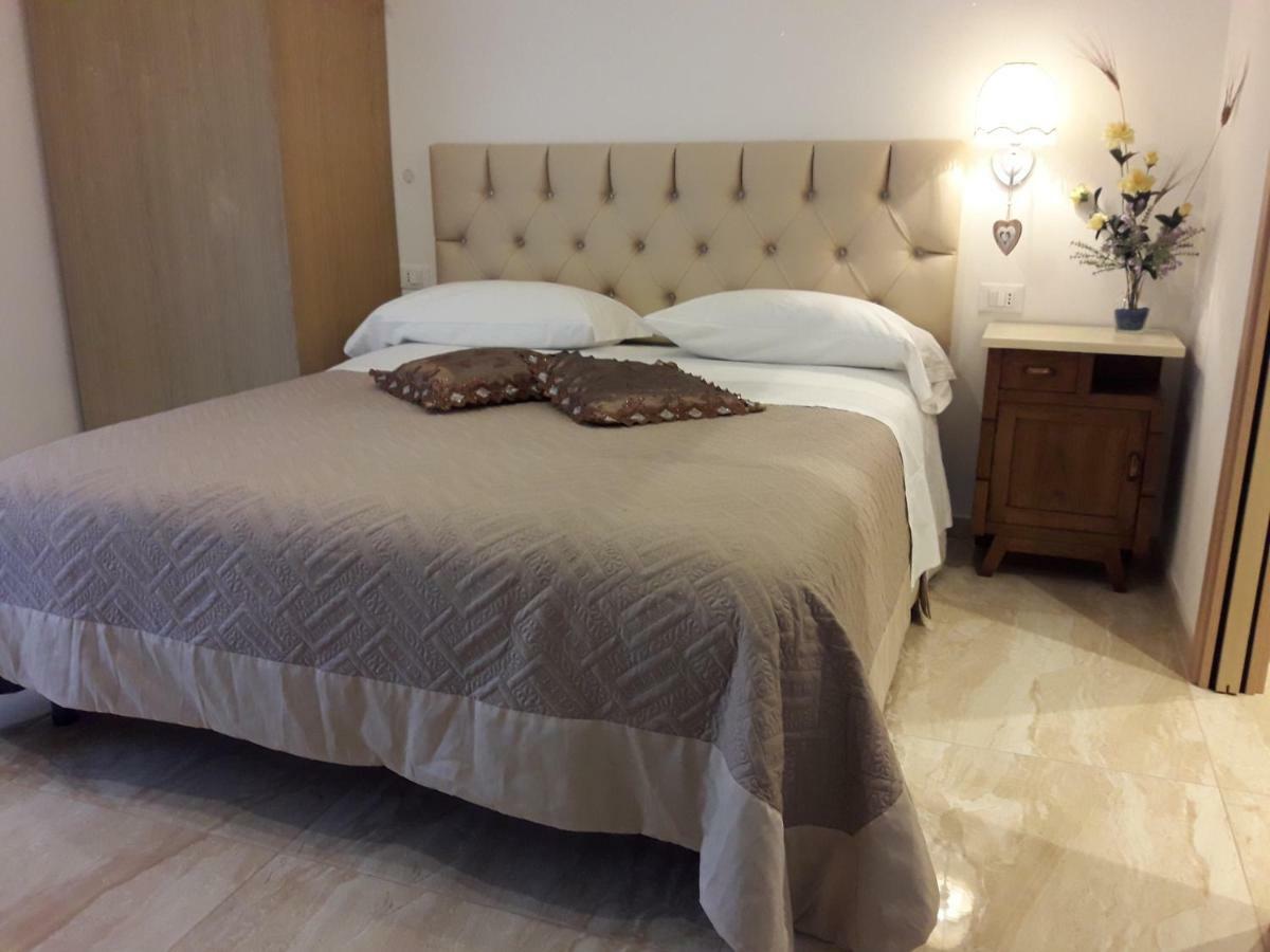 Affittacamere Sorrento Ventimiglia Exteriör bild